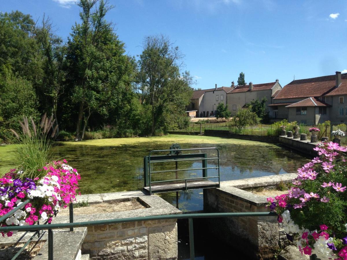Relais De La Fontaine - Maison De Charme Cunfin Eksteriør billede